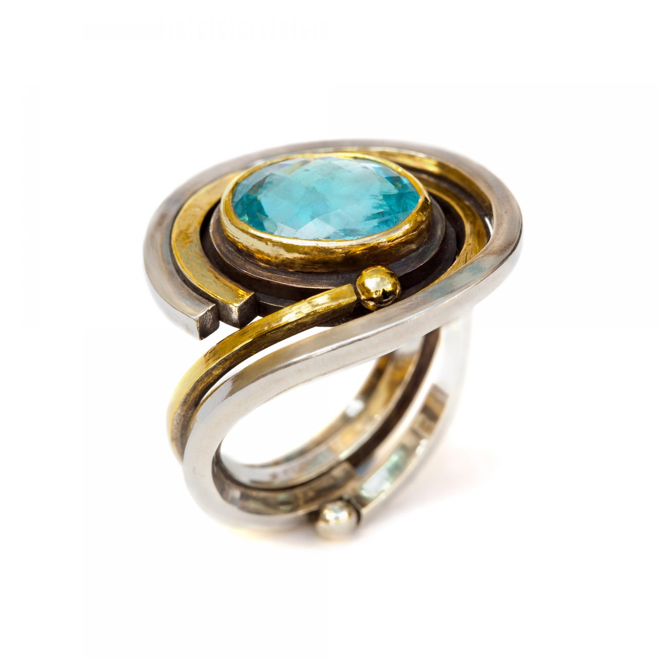 Ring with Aquamarine